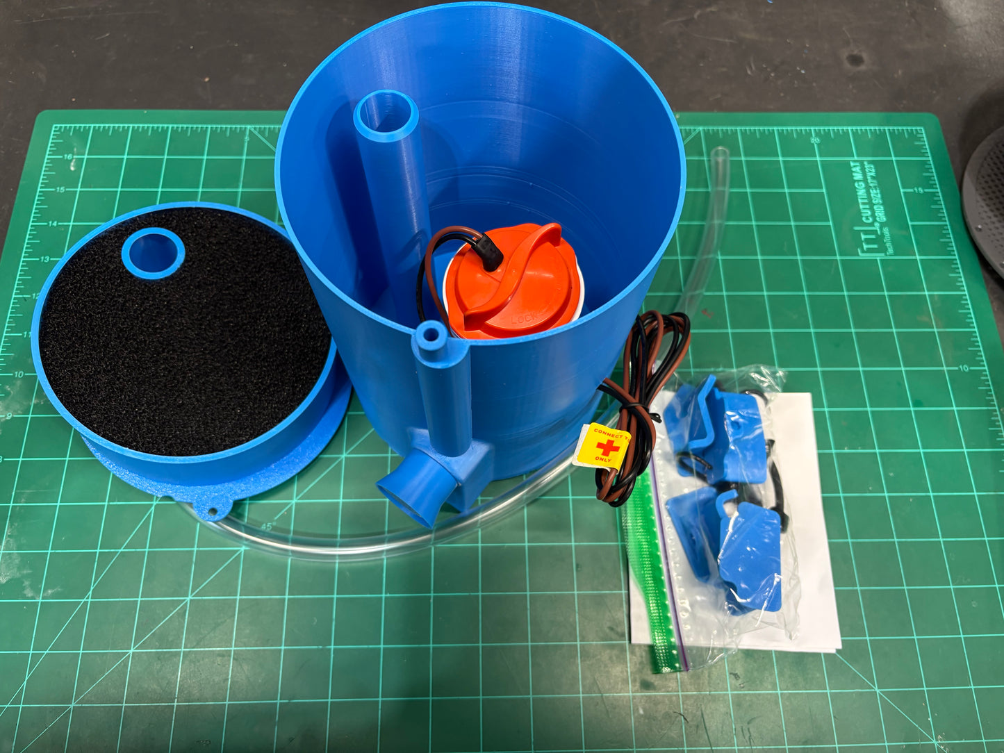 Filtrator Bait Tank Filter and Aerator System